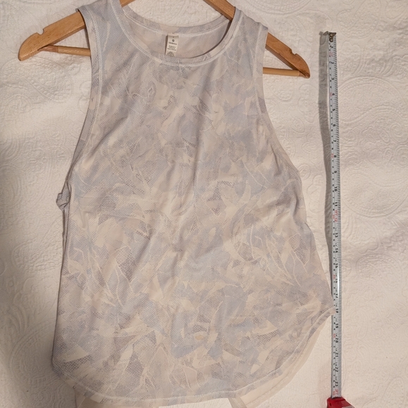 Lululemon Ace Tank in Jasmine White / Multi White UV Shield - Picture 10 of 11